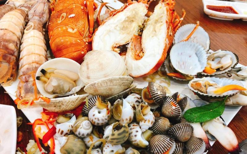 Hải sản tươi sống tại Vĩnh Hy