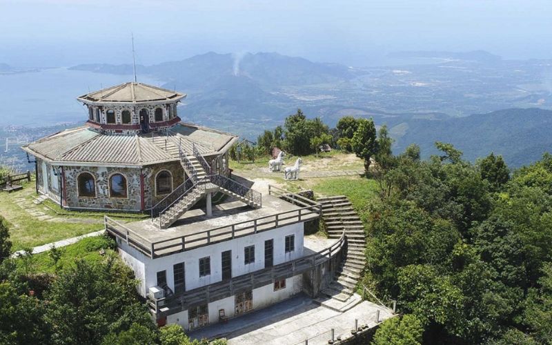  Hải Vọng Đài – Điểm “săn mây” và ngắm toàn cảnh núi non tuyệt đẹp