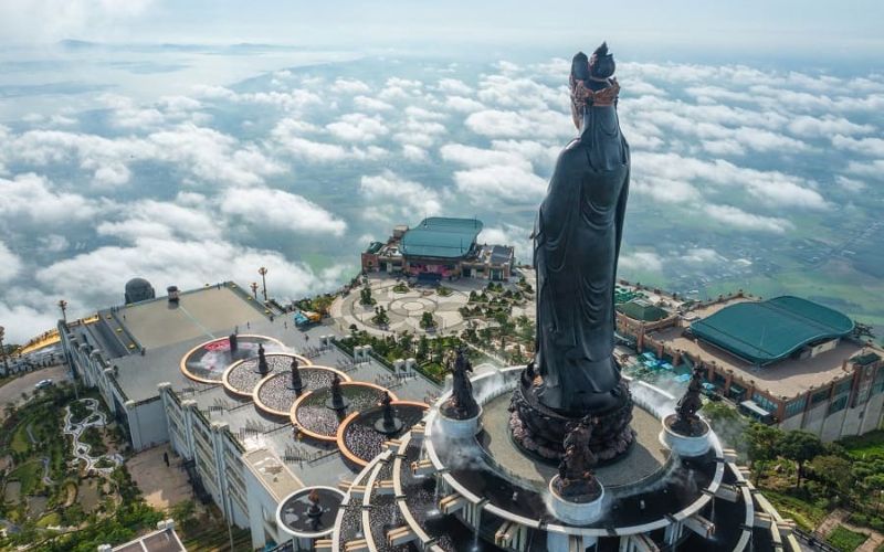 Núi Bà Đen – Đỉnh núi cao nhất miền Nam, điểm đến lý tưởng cho người mê leo núi gần Sài Gòn