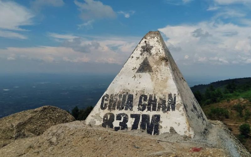 Núi Chứa Chan – ngọn núi cao thứ hai Nam Bộ